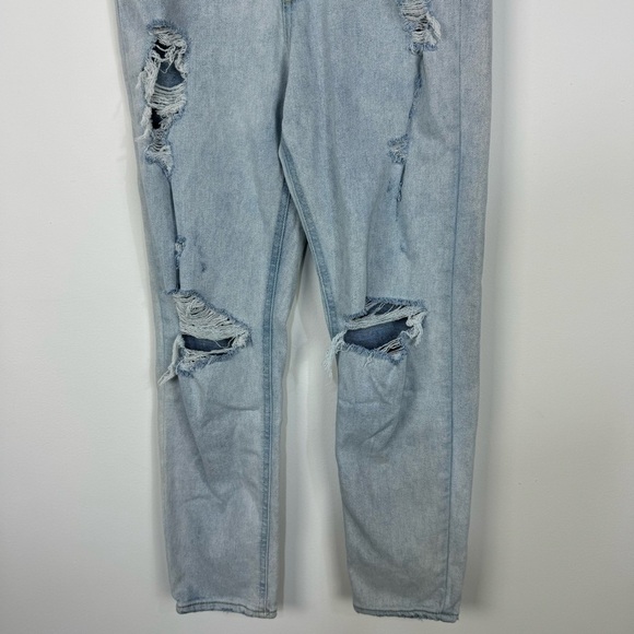 BDG Urban Outfitters Button Fly Light Wash Distressed Ripped High Rise Jeans - Picture 3 of 6